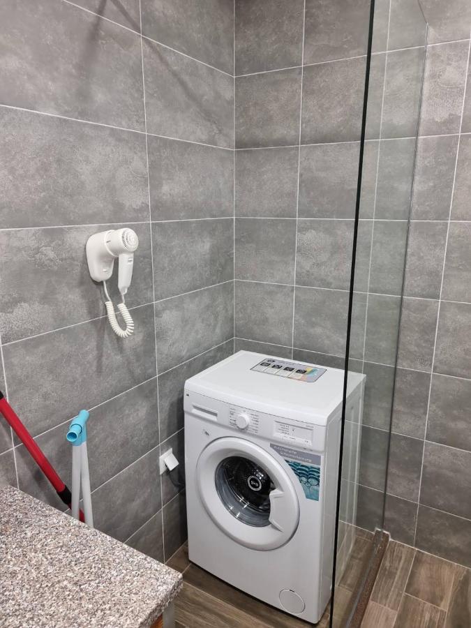Бутикови Студиа Брита Kranevo Luaran gambar